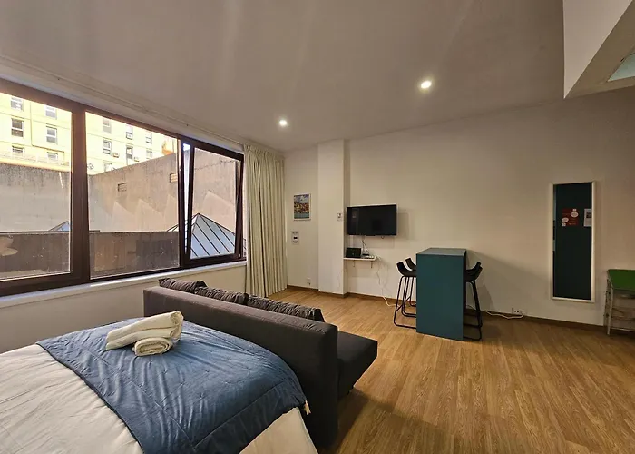 Bonsai Apartment 6